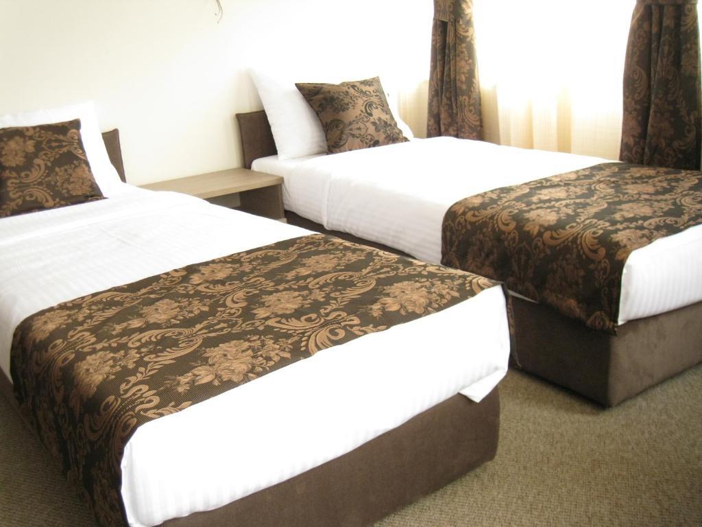 Domus Aparthotel Скопье Экстерьер фото