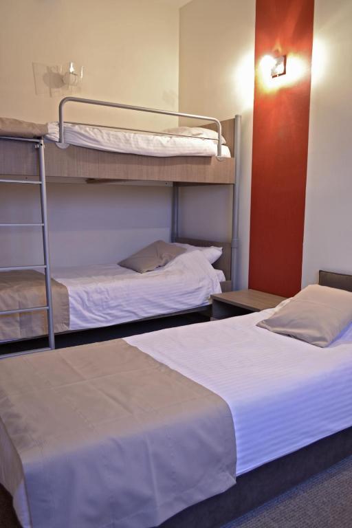 Domus Aparthotel Скопье Экстерьер фото