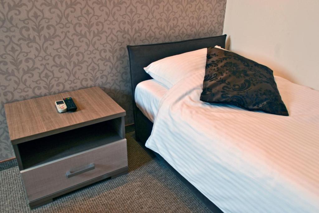 Domus Aparthotel Скопье Экстерьер фото
