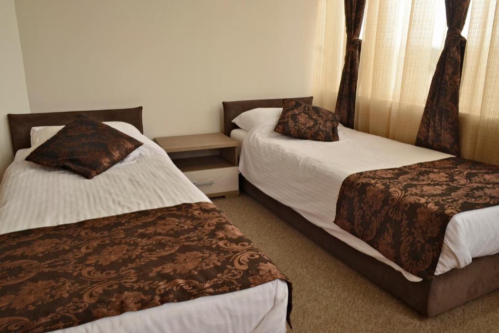 Domus Aparthotel Скопье Экстерьер фото